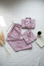 Blush Paisley flat lay profesional mejorado