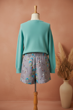 Shorts Floral Gris Lavanda - Vista Trasera