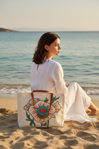 Tote Bordada Modelo Playa